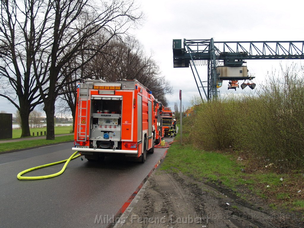 Brand Hafen Koeln Niehl Kuhweg P37.JPG